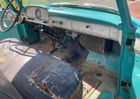 Ford F-100 10 of 22