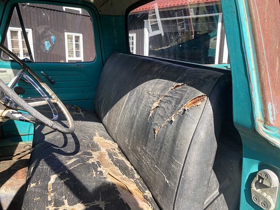 Ford F-100 8 of 22