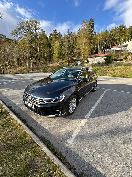 Volkswagen Passat 8 of 8