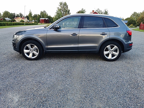Audi Q5 6 of 17