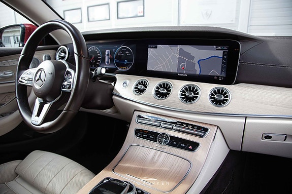 Mercedes-Benz E400 d 14 of 18