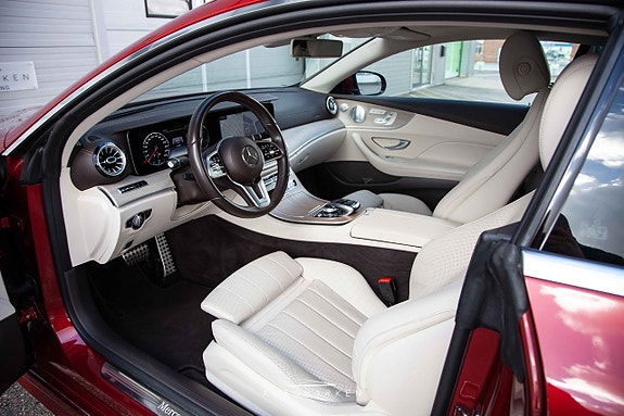 Mercedes-Benz E400 d 7 of 18