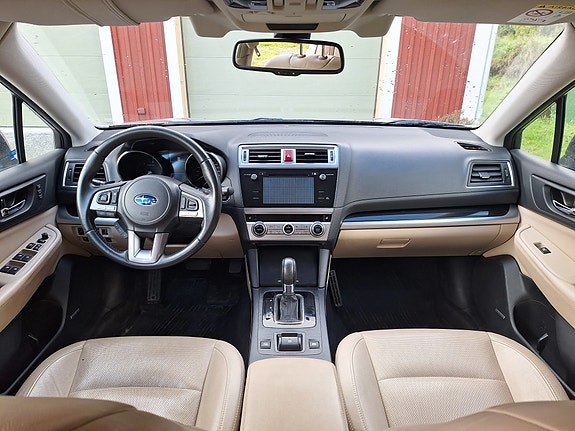 Subaru Outback 4 of 8