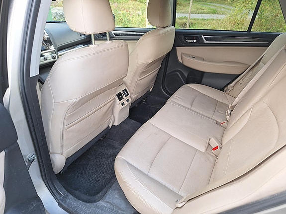 Subaru Outback 6 of 8
