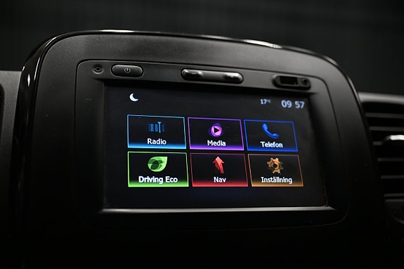 Opel Vivaro 18 of 27