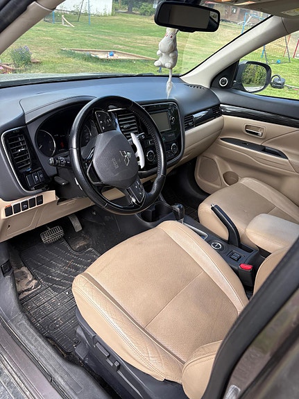 Mitsubishi Outlander 5 of 9