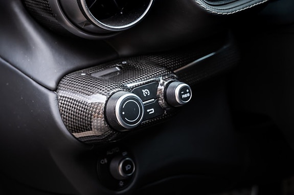 Ferrari 812 Superfast 29 of 30