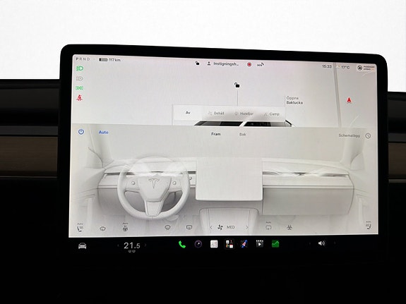 Tesla Model Y 26 of 30