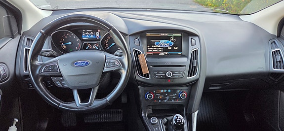 Ford Focus 8 of 11