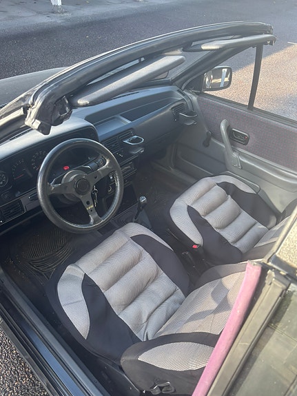 Ford Escort 5 of 11
