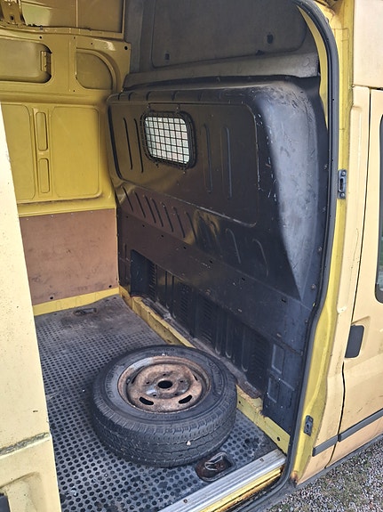 Ford Transit 2 of 8
