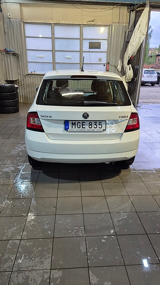 Skoda Fabia 3 of 5