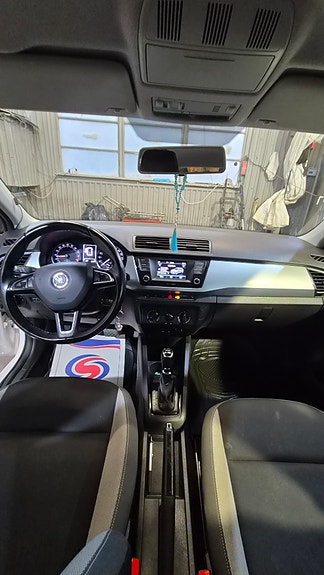 Skoda Fabia 4 of 5