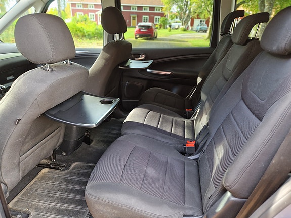 Ford Galaxy 9 of 21