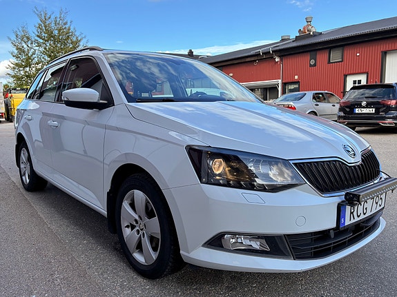 Skoda Fabia 5 of 16
