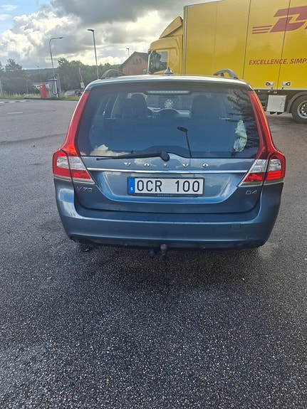 Volvo V70 8 of 9
