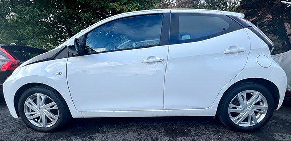 Toyota Aygo 4 of 5