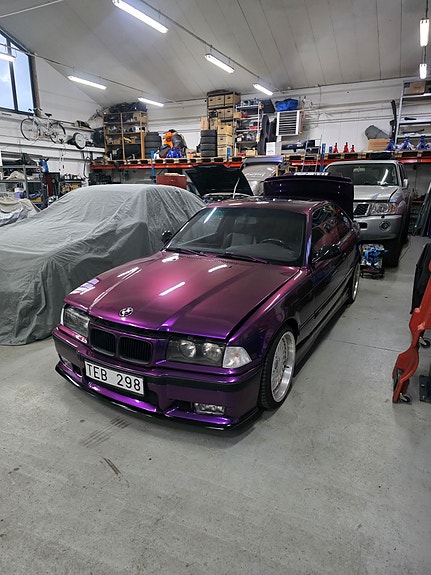BMW 328i 5 of 12