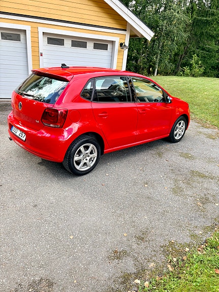 Volkswagen Polo 3 of 9