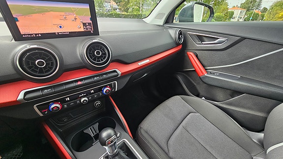 Audi Q2 11 of 16
