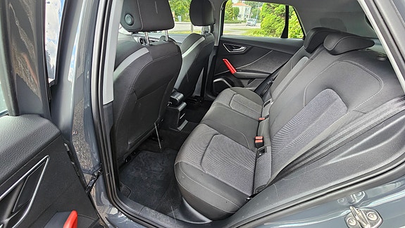 Audi Q2 6 of 16