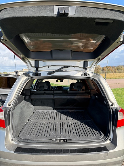 Volvo V70 13 of 13