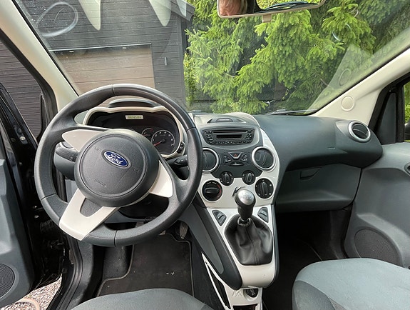Ford Ka 4 of 17