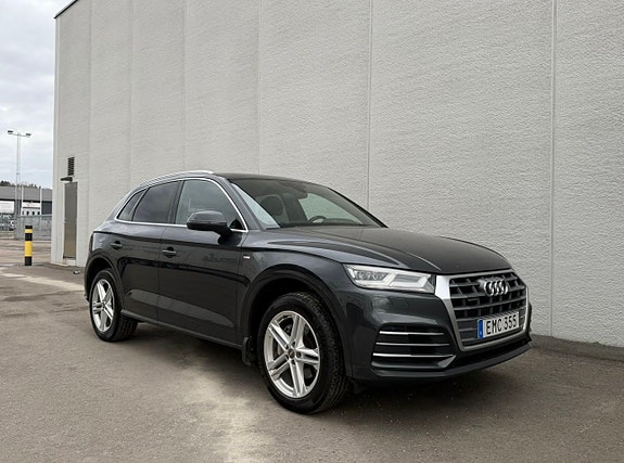 Audi Q5 2 of 20