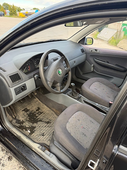 Skoda Fabia 5 of 6