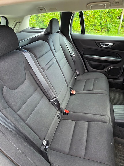 Volvo V60 7 of 7