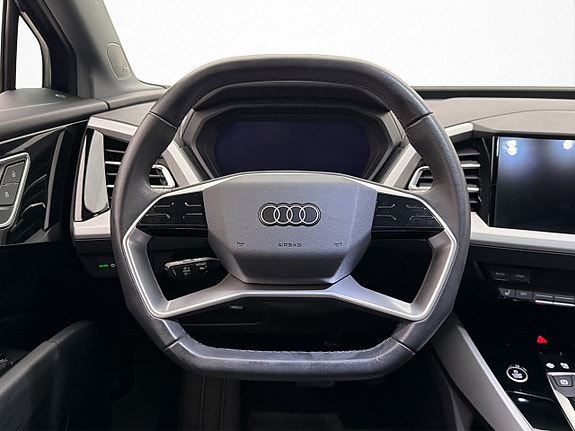 Audi Q4 e-tron 15 of 30