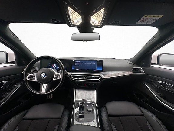 BMW 330e 12 of 30