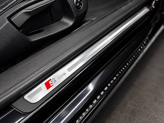 Audi A5 8 of 21