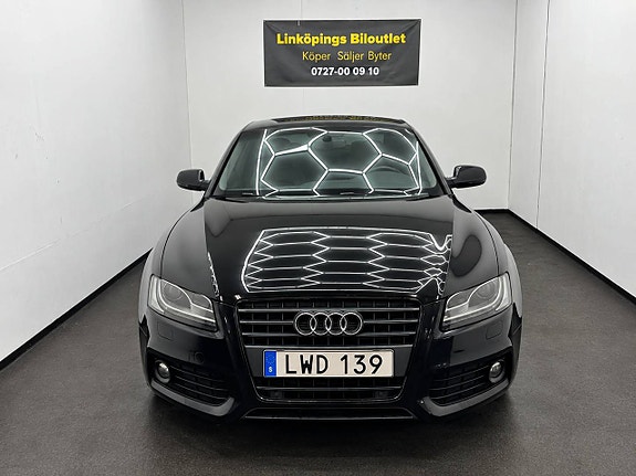 Audi A5 3 of 21