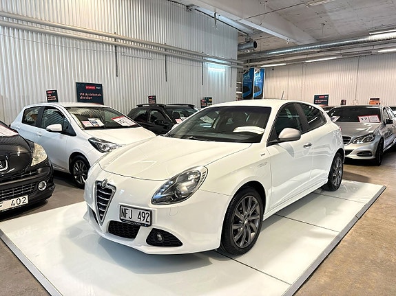 Alfa Romeo Giulietta 4 of 13