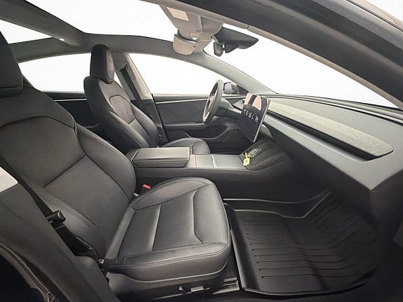 Tesla Model 3 23 of 30
