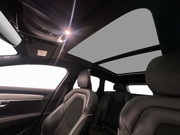 Volvo V90 10 of 30