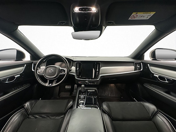 Volvo V90 13 of 30