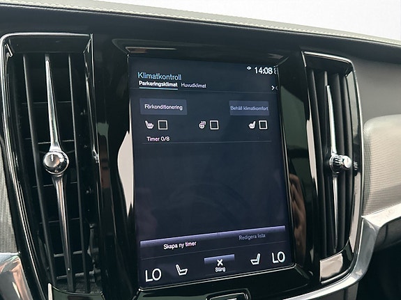 Volvo V90 23 of 30