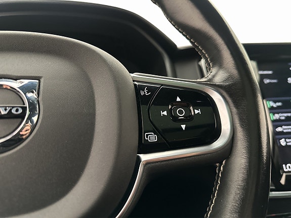Volvo V90 16 of 30