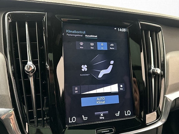 Volvo V90 24 of 30