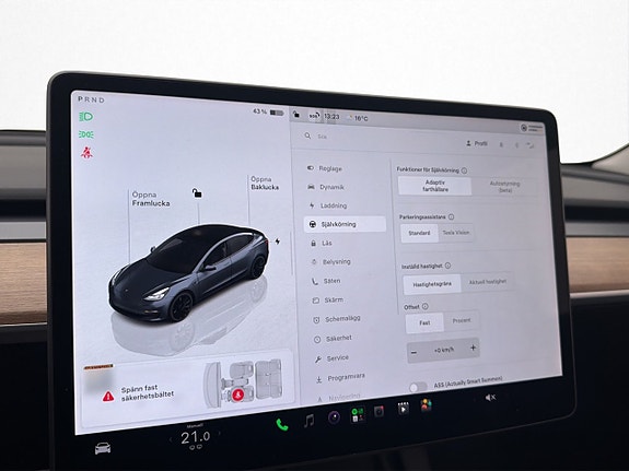 Tesla Model 3 19 of 30