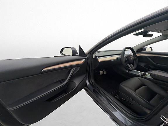 Tesla Model 3 10 of 30