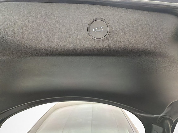Tesla Model 3 25 of 30
