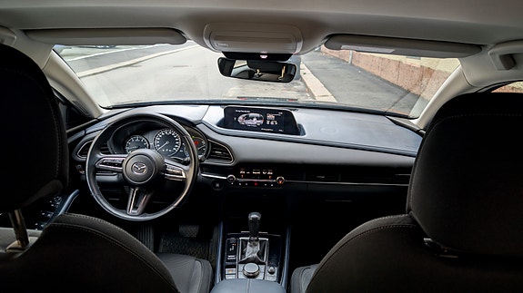 Mazda CX-30 9 of 15