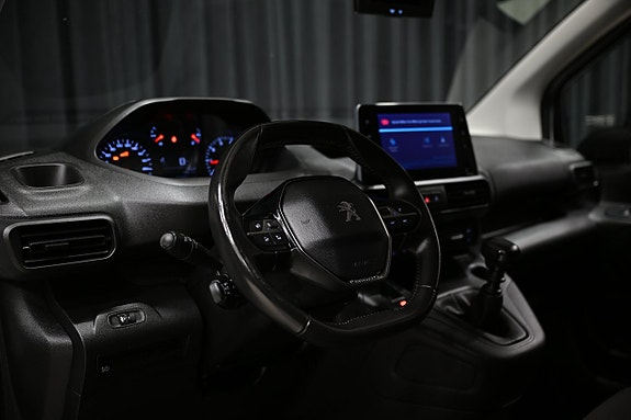 Peugeot Partner 18 of 30
