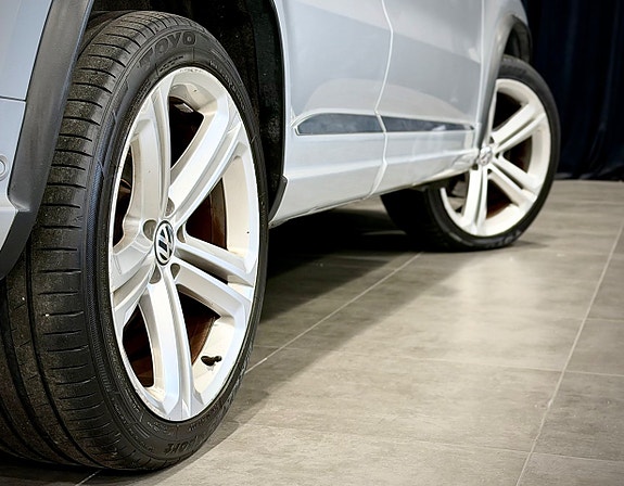 Volkswagen Tiguan 9 of 30