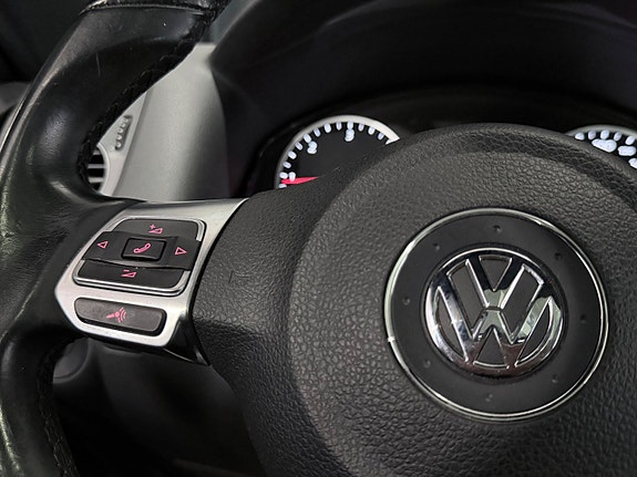 Volkswagen Tiguan 24 of 30