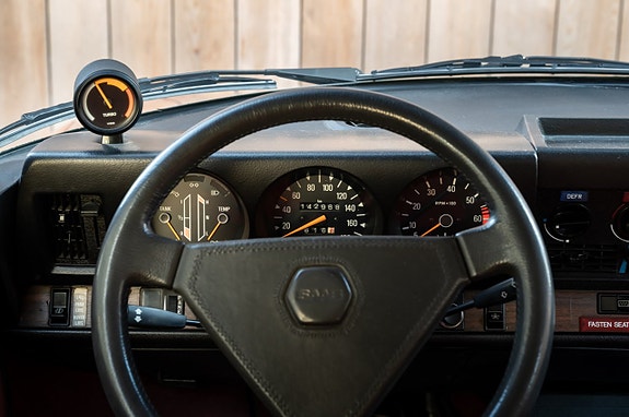 Saab 99 29 of 30