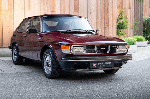 Saab 99 2 of 30